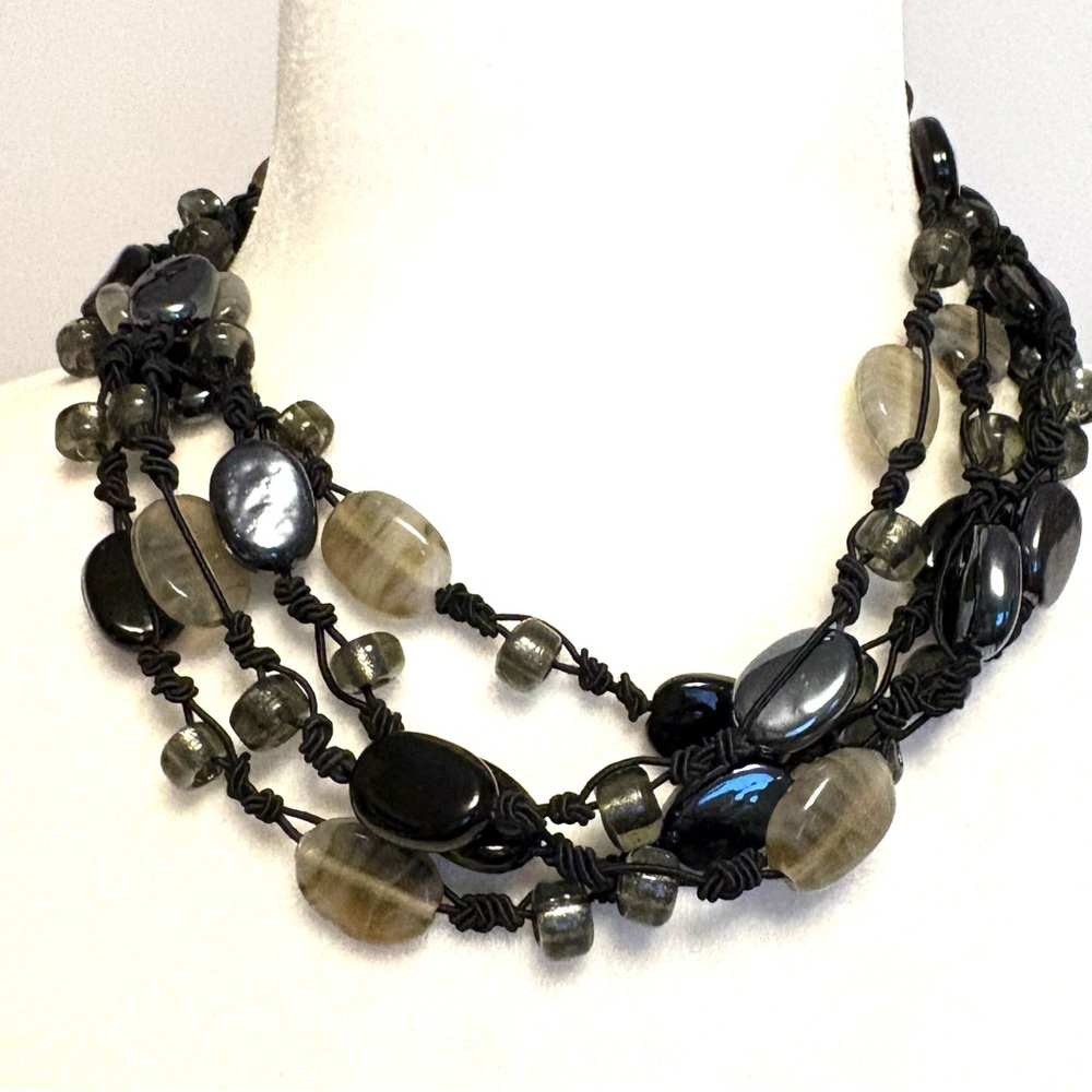 Elegant Black and Gray Glass Beaded Necklace